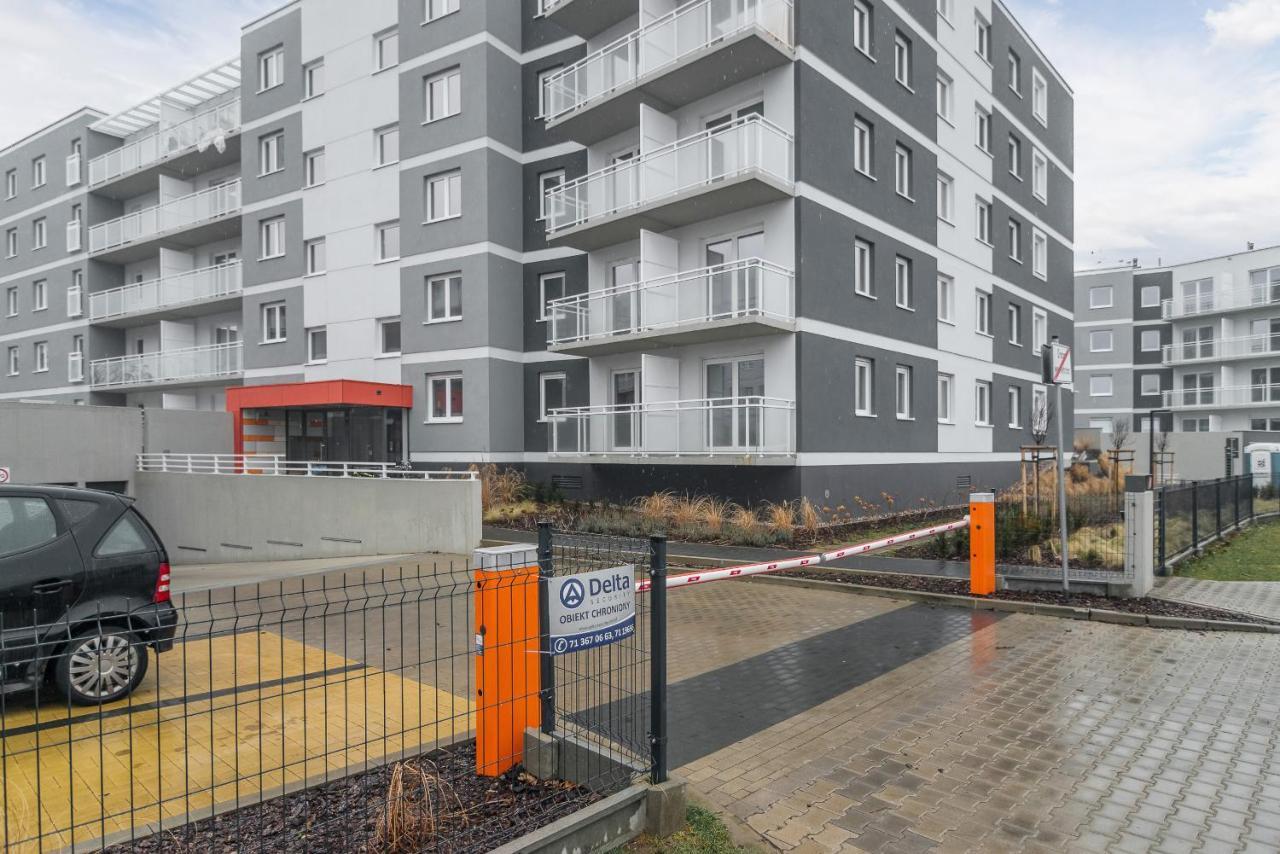 Wroclaw Rose Apartments By Noclegi Renters Экстерьер фото